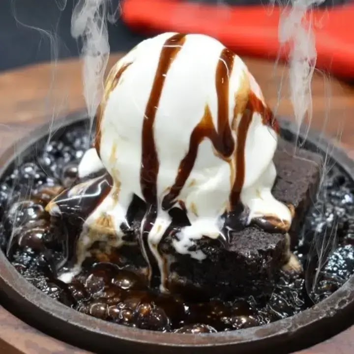 Cherry’s the riverside restro & café - 4