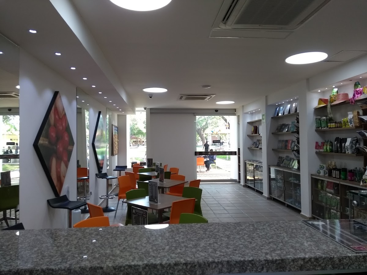 Tienda Universitaria Café del Lago - Matta Caffè - 4