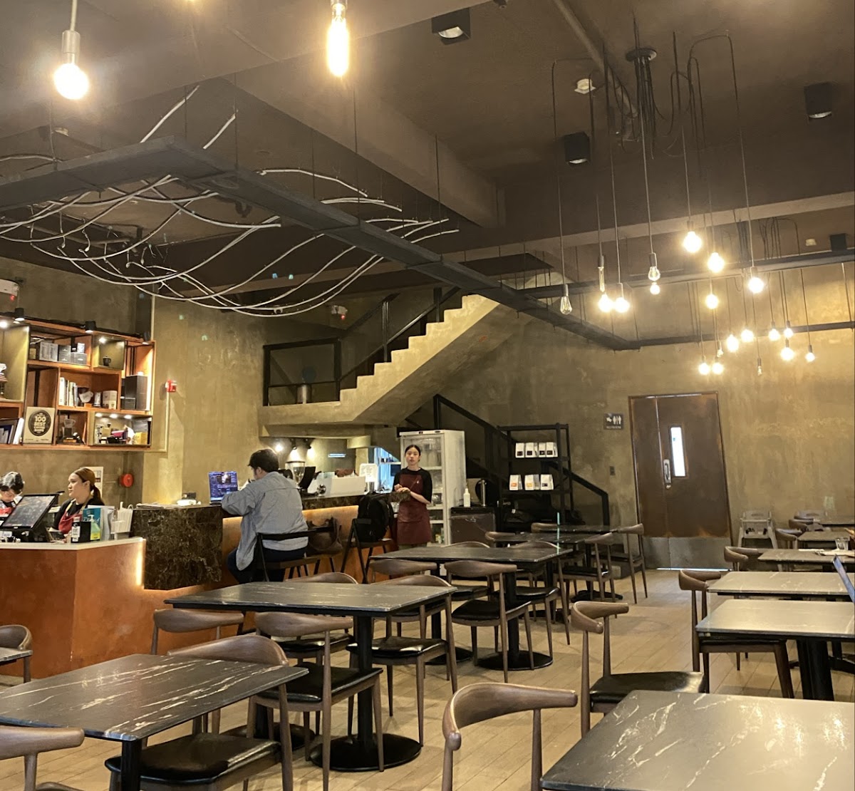 Crema & Cream Cafe Bistro + Coffee Lab