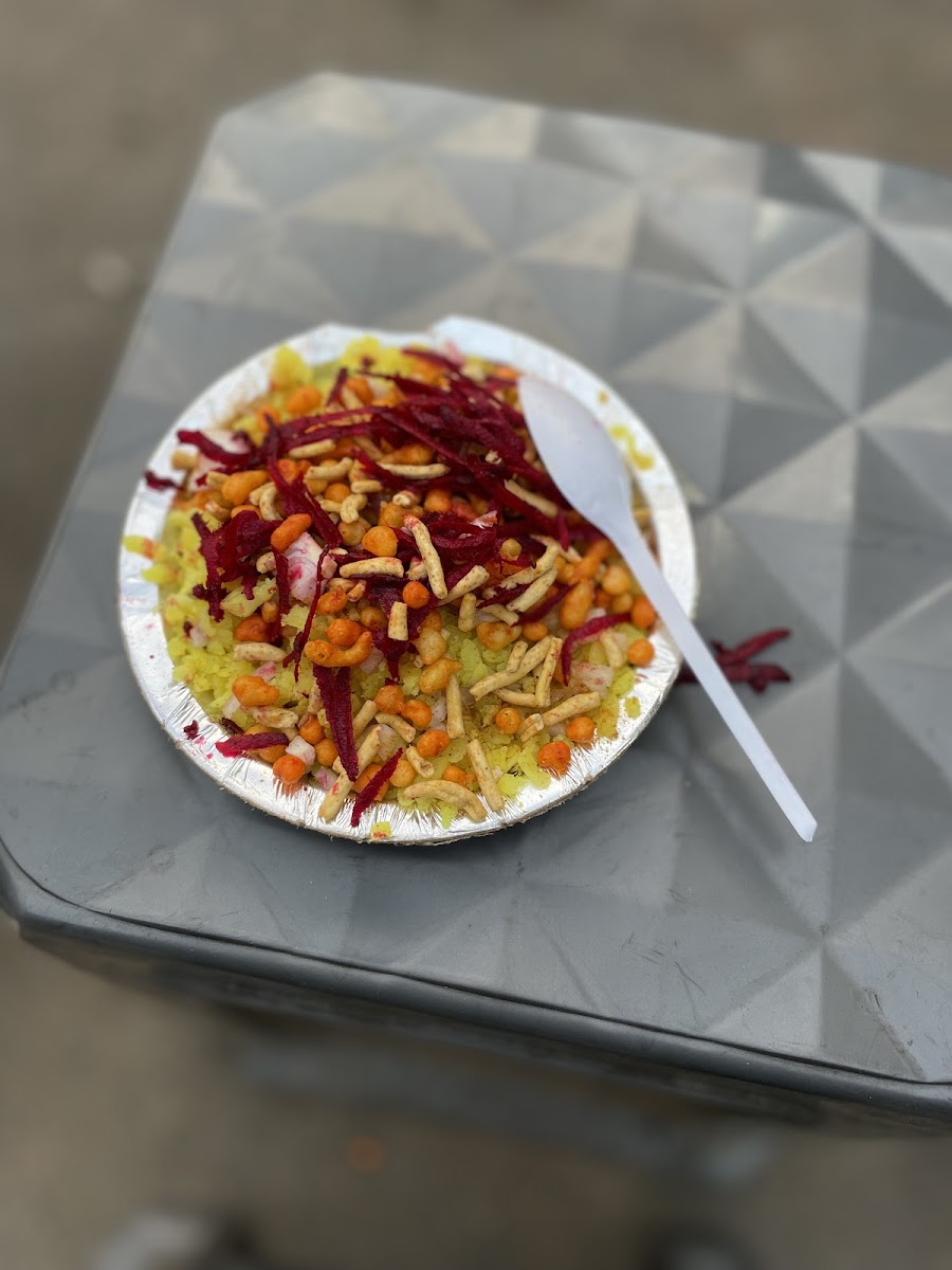 Royal fast food & cafe sandwich & pizza - 5