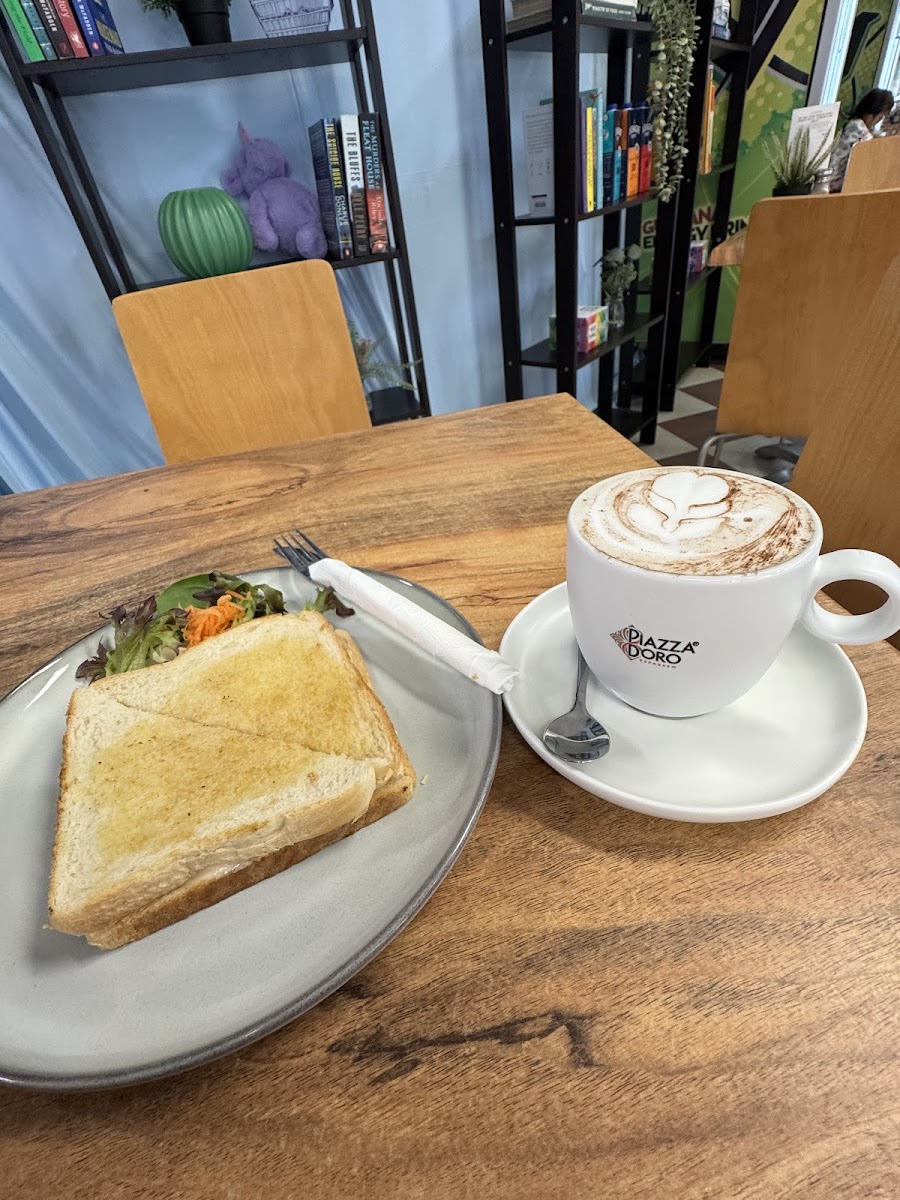 Astor Terrace Cafe - 6