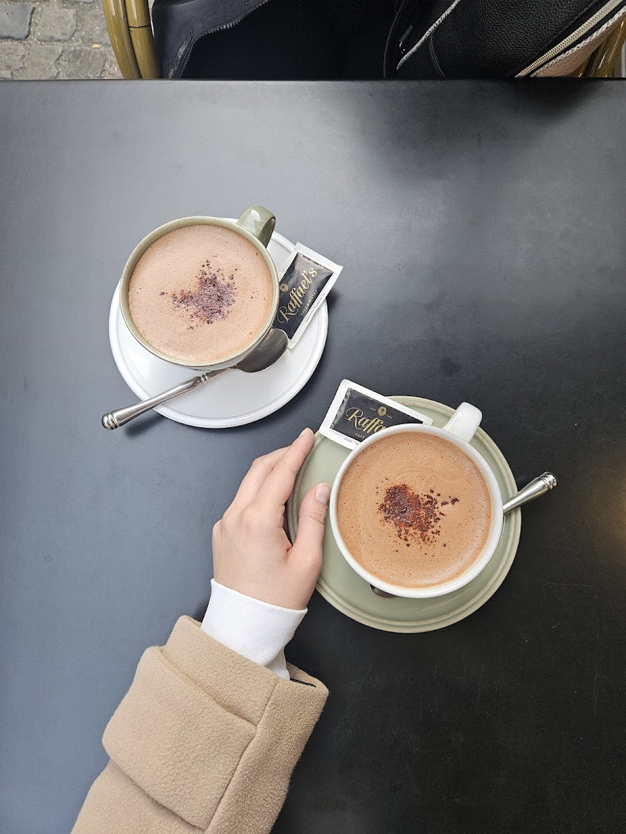 Raffael's Bistro - 6