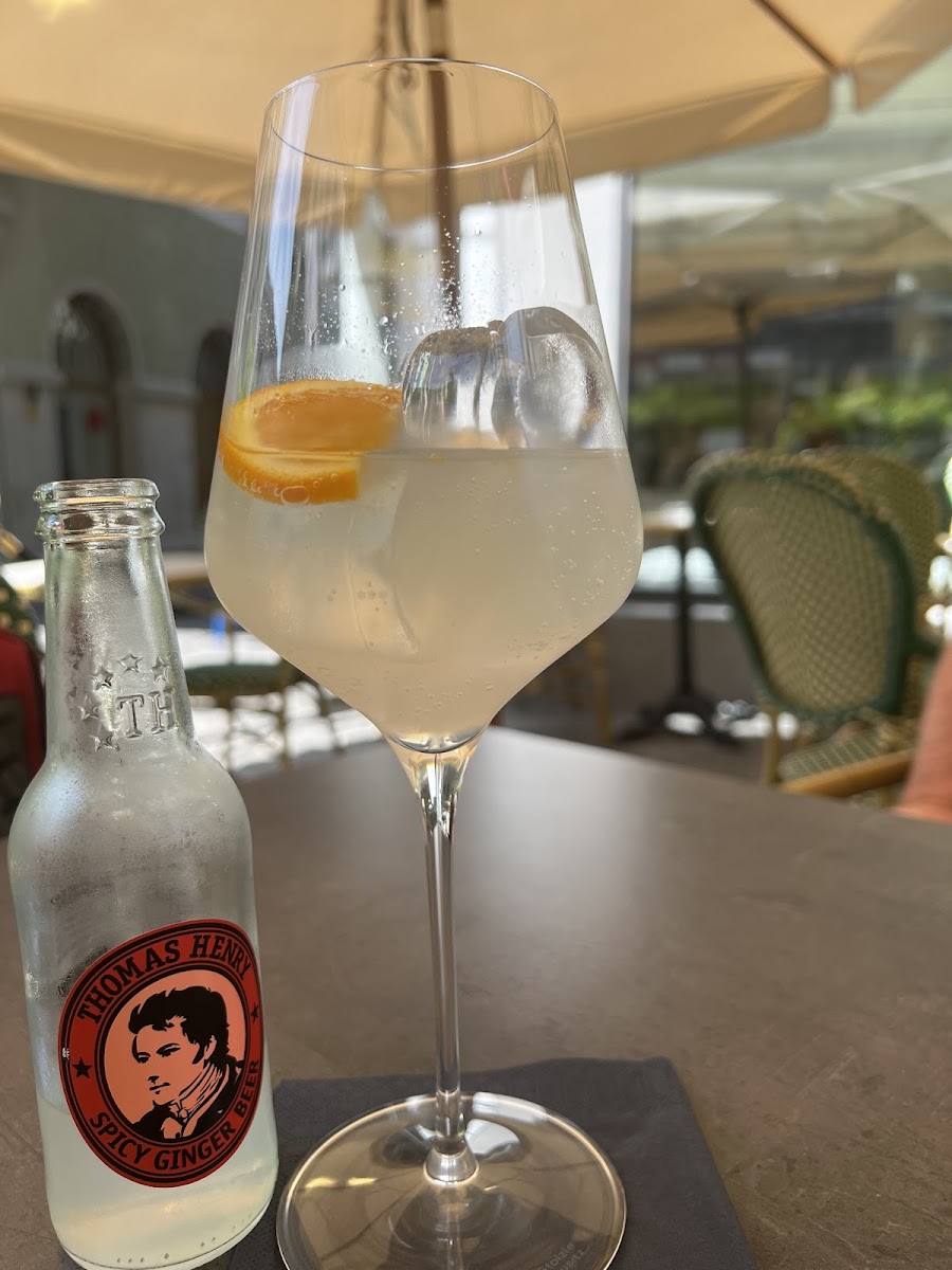 Raffael's Bistro - 9