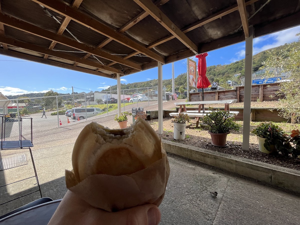 Waiheke bakery & cafe