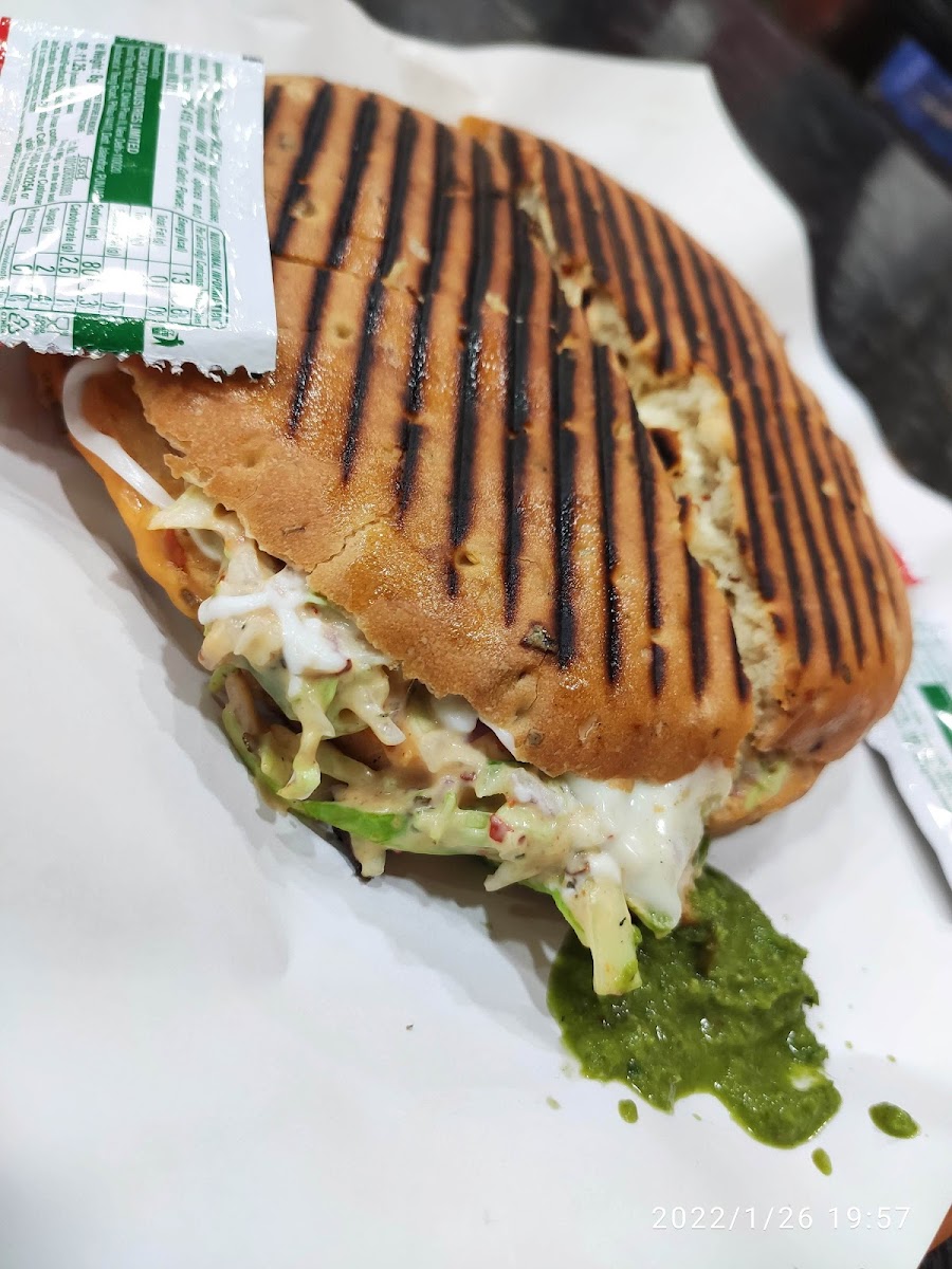 Cafe Plus - Coffee Bar & Fast Food - 6