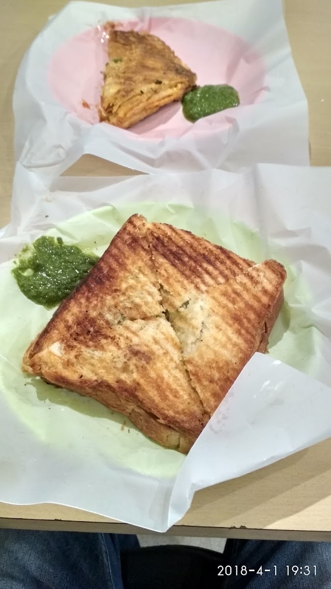 Cafe Plus - Coffee Bar & Fast Food - 8