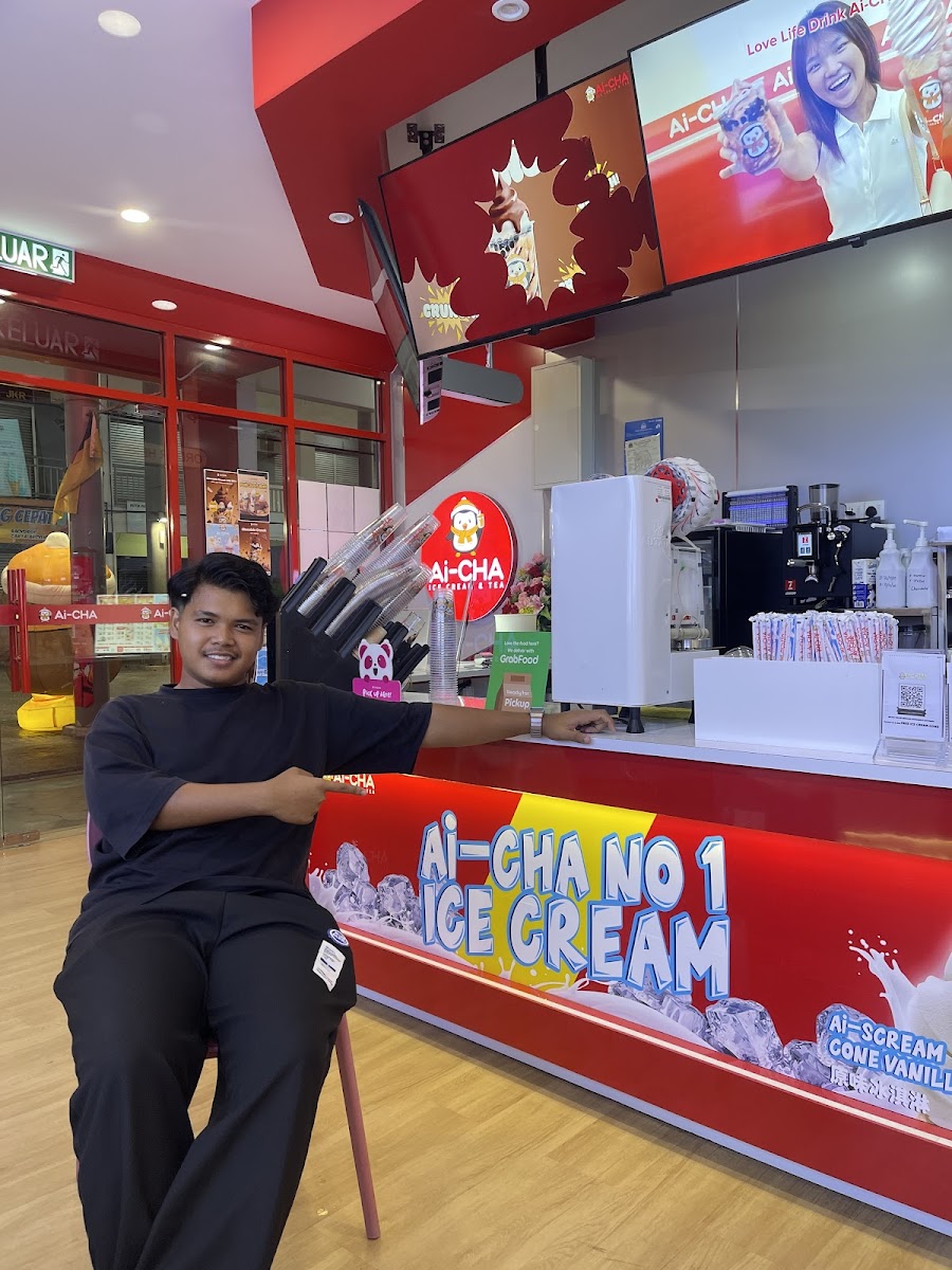 AI-CHA Ice Cream & Tea (Teluk Kemang, Sunggala Gateway) - 7