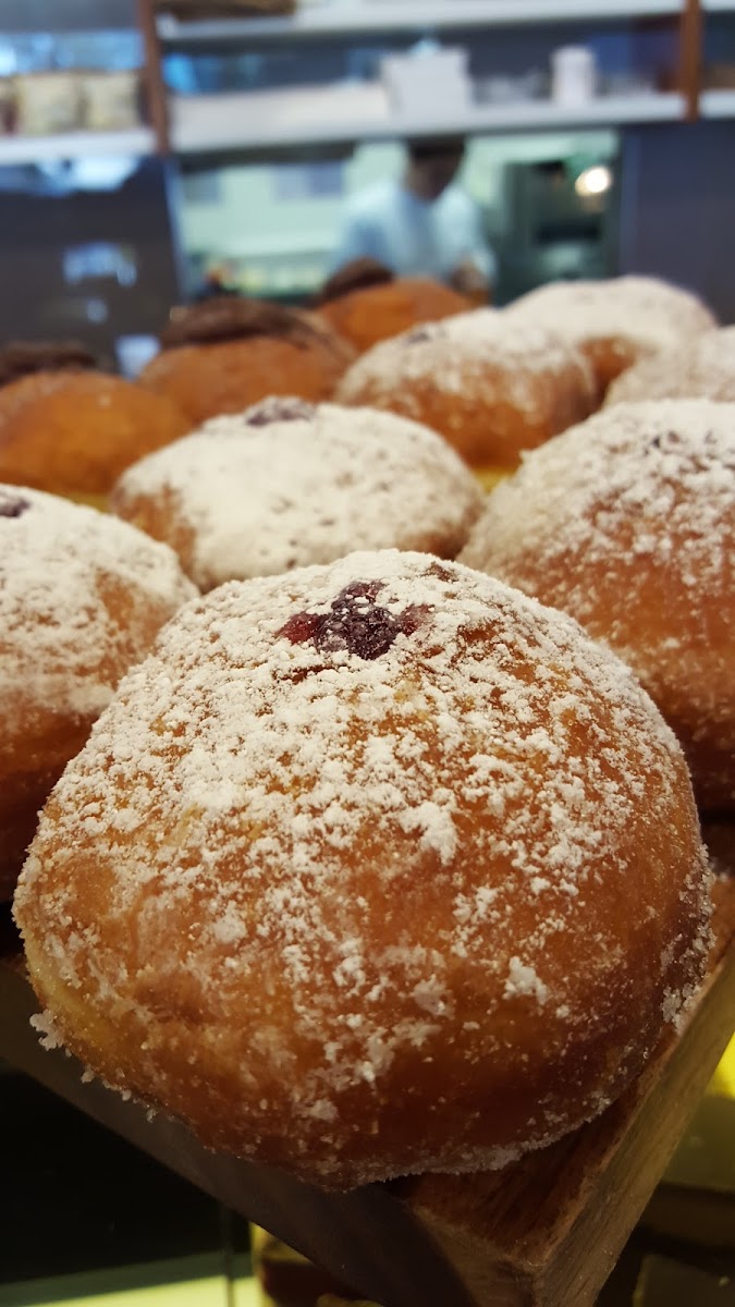 Fresh and Simple Cafe Restaurant - 6