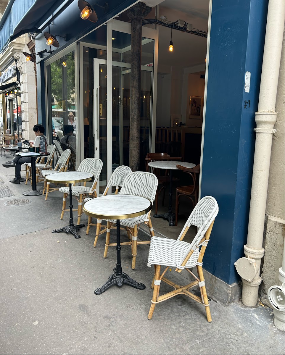 Henriette coffee shop