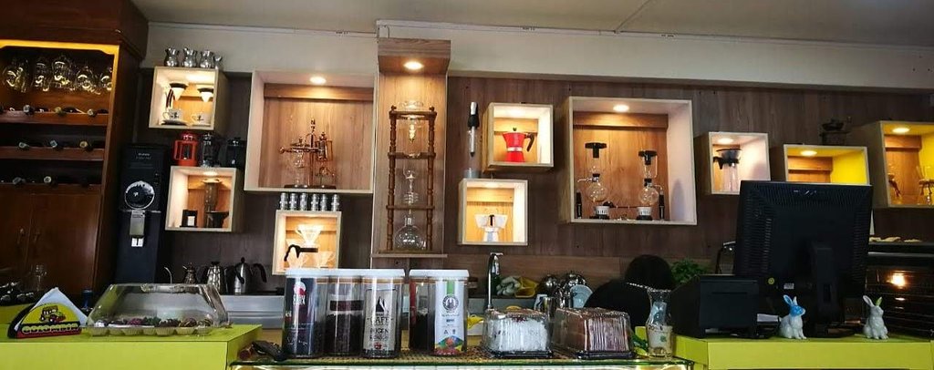 Love Homeland Cafe Literario