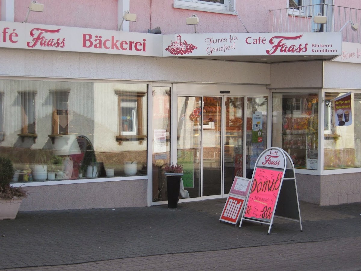 Café-Konditorei-Bäckerei Faass