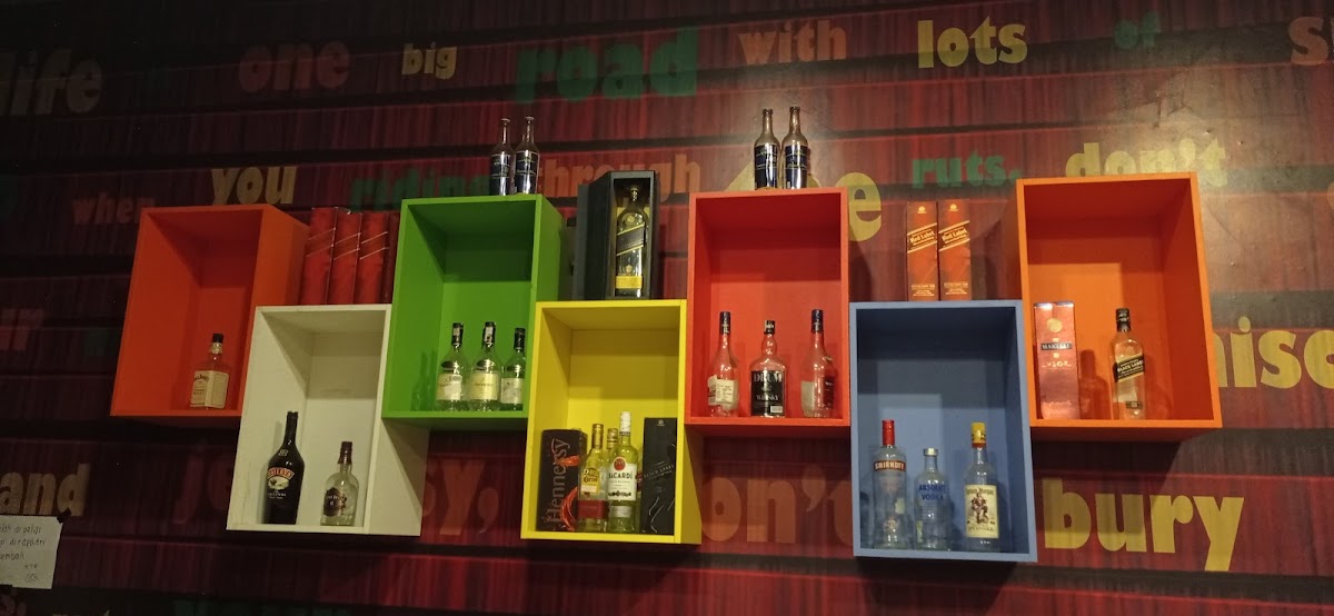 Rasta Cafe & Karaoke