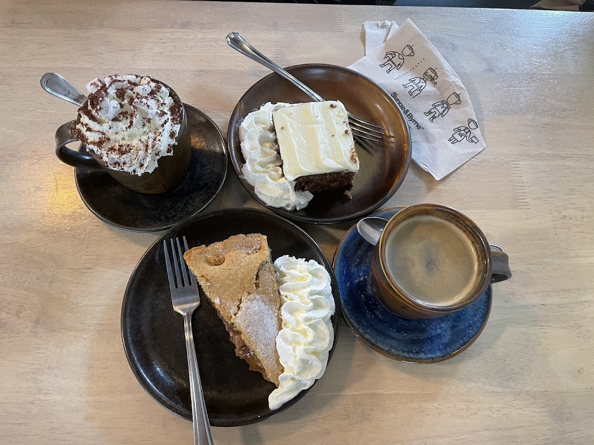 Synge & Byrne Glenveagh National Park Castle Tea Rooms - 2