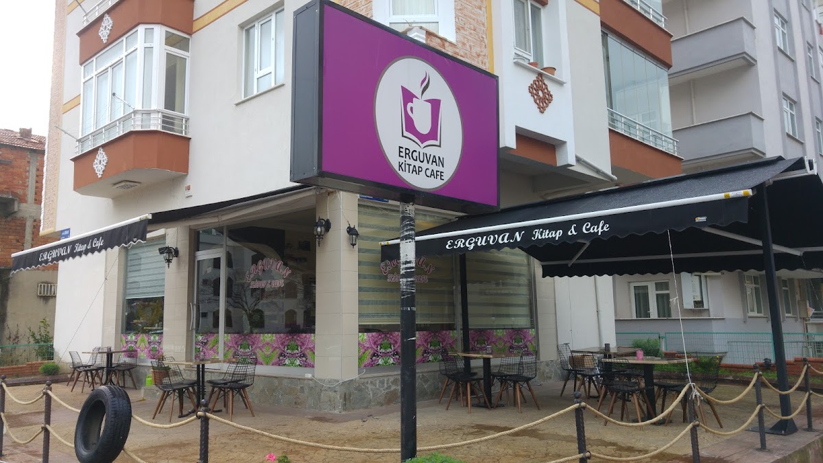 Erguvan Kafe