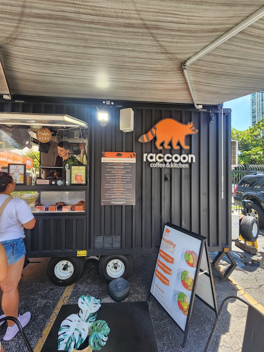 Raccoon Coffee & Kitchen