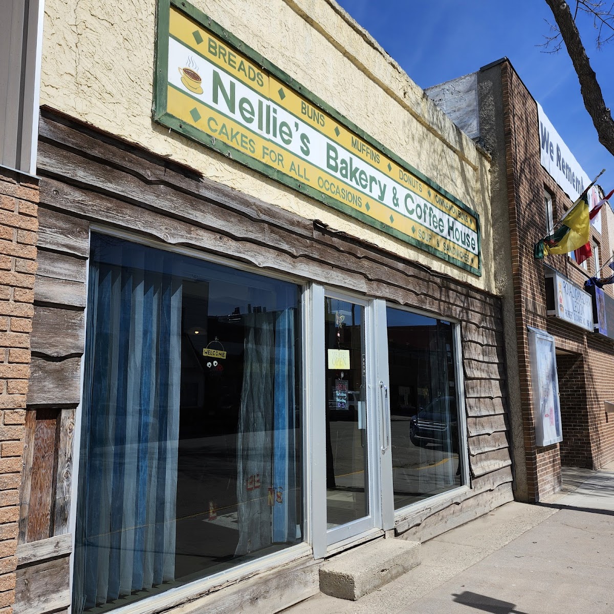 Nellie's Bakery & Coffee House