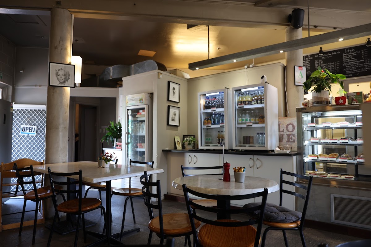 Rhythm Cafe - 4