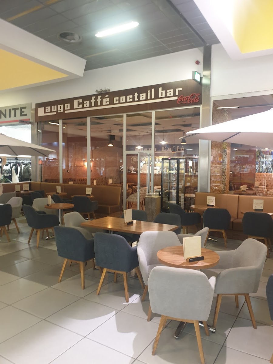 Laugo Café & Coctails bar