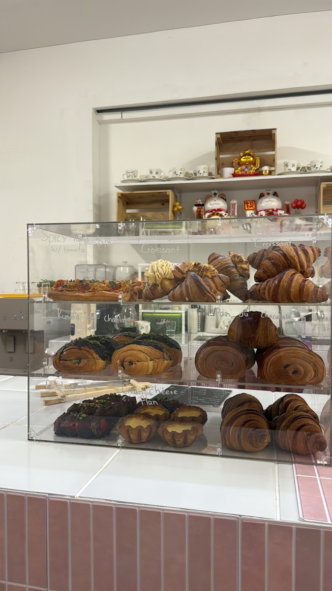 Purrista PJ Cat cafe