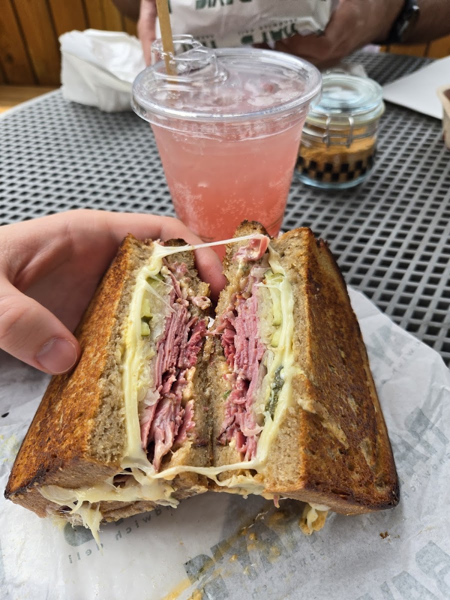 Ray's Sandwich Deli - 4