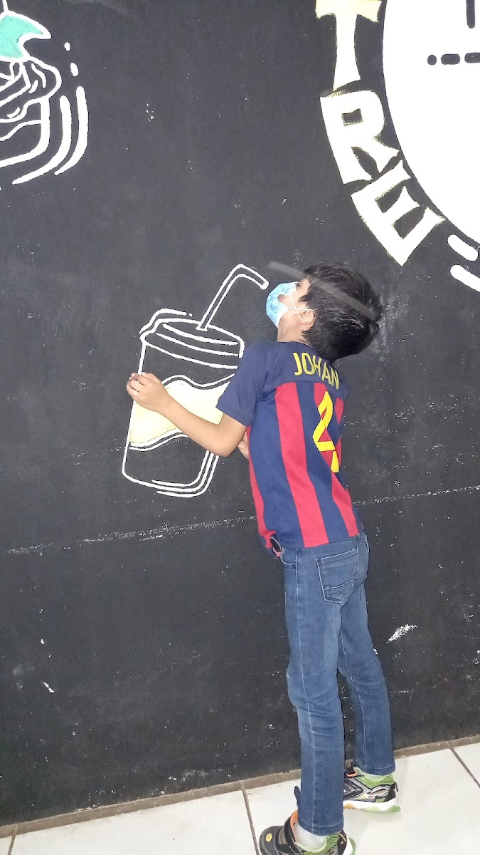 Cafetín Y Pizzeria 'ENTRE AMIGOS'