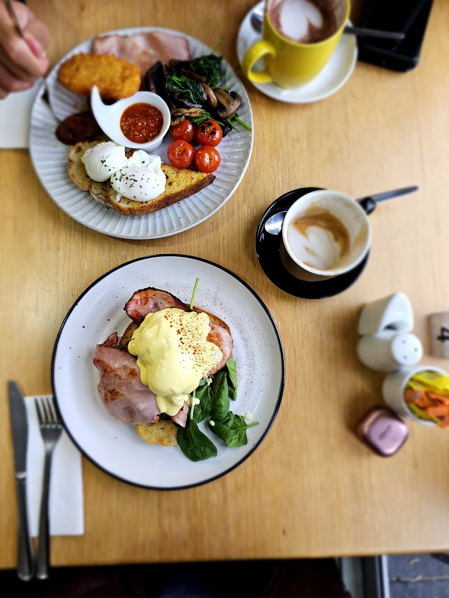 Yolanda Jean cafe - 7