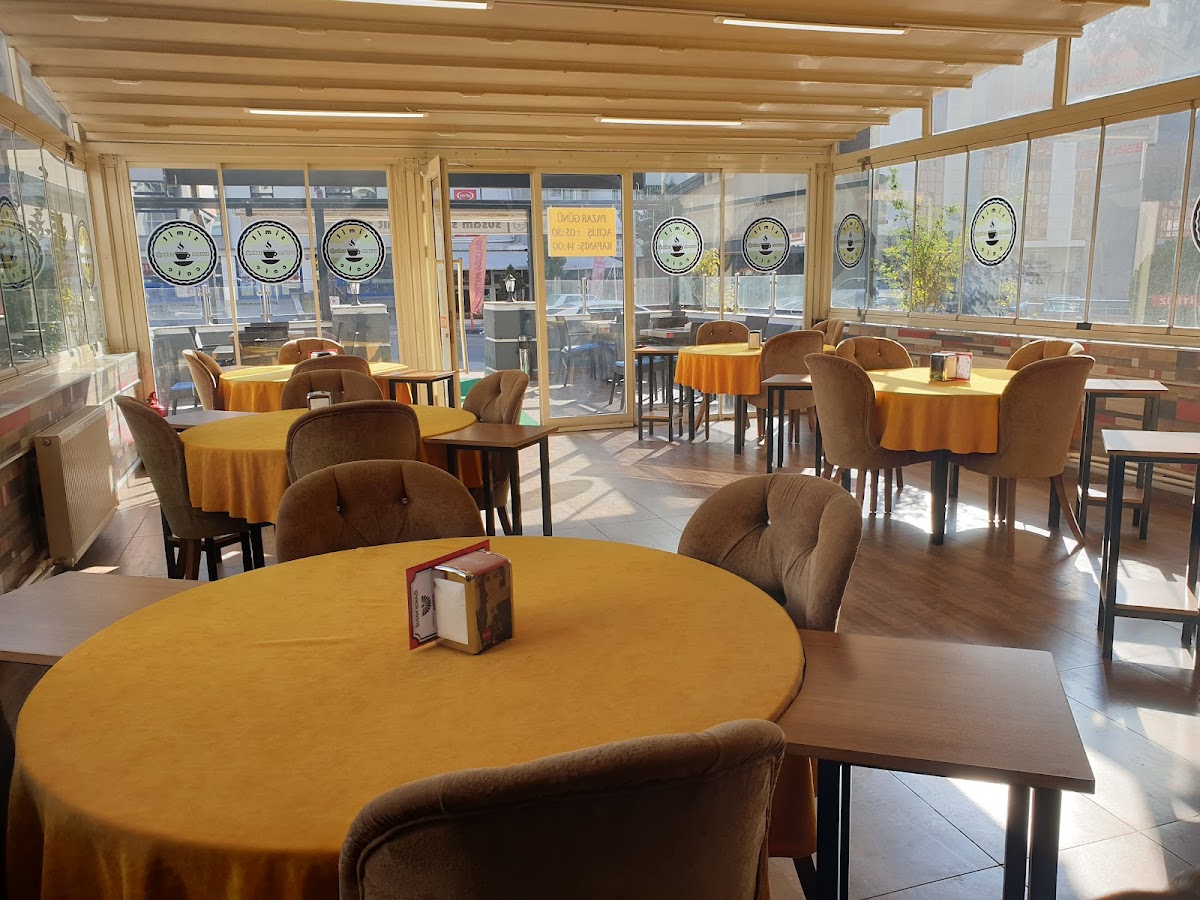 SUSAM SOKAGI SIMIT CAFE