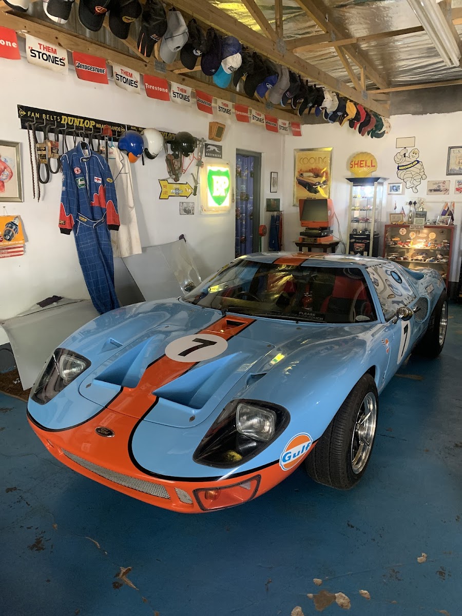 The Verandah Coffee Shop