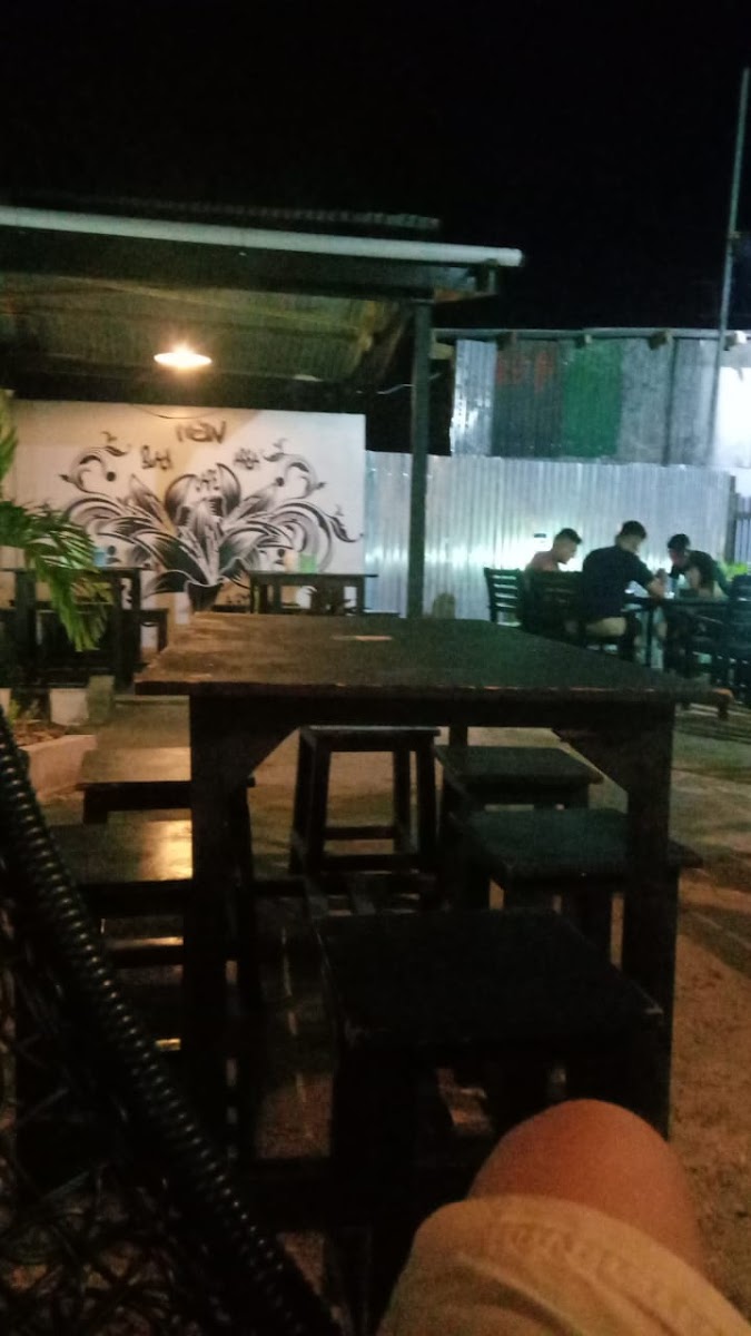 New Black Area Cafe - 6