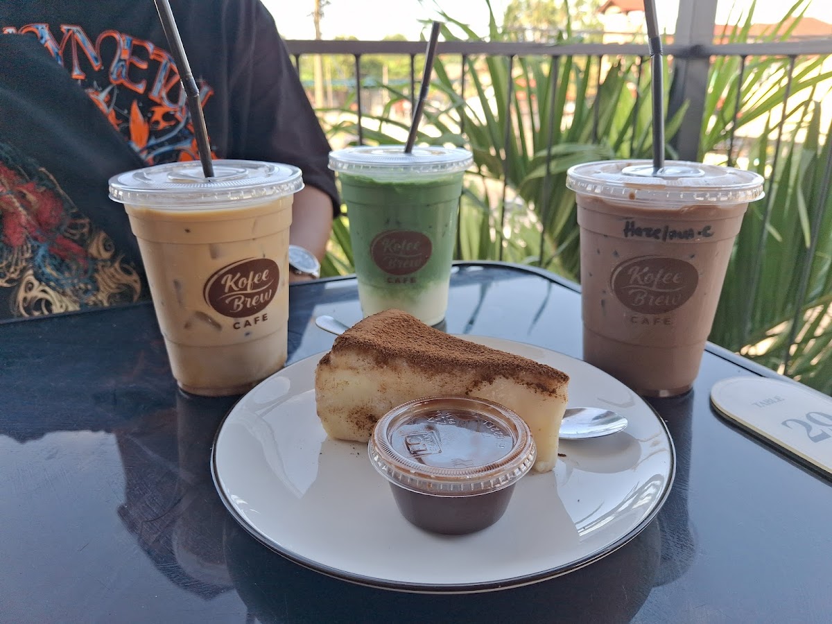 Kofee Brew Cafe - 3