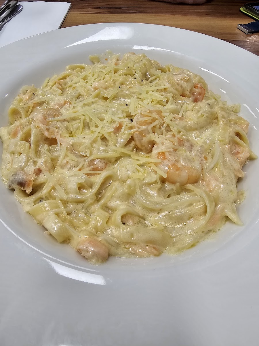 Cafe 63 Highfields Plaza - 6