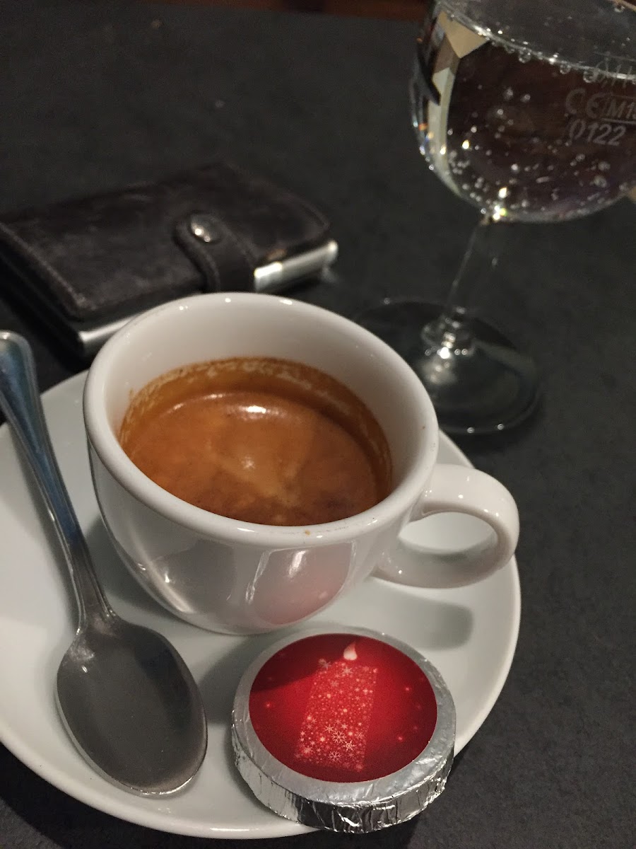 COMO Coffee & More roasting Since 2008 - 9