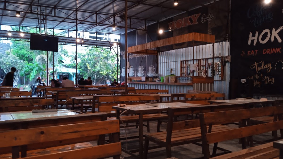 Hoky Café