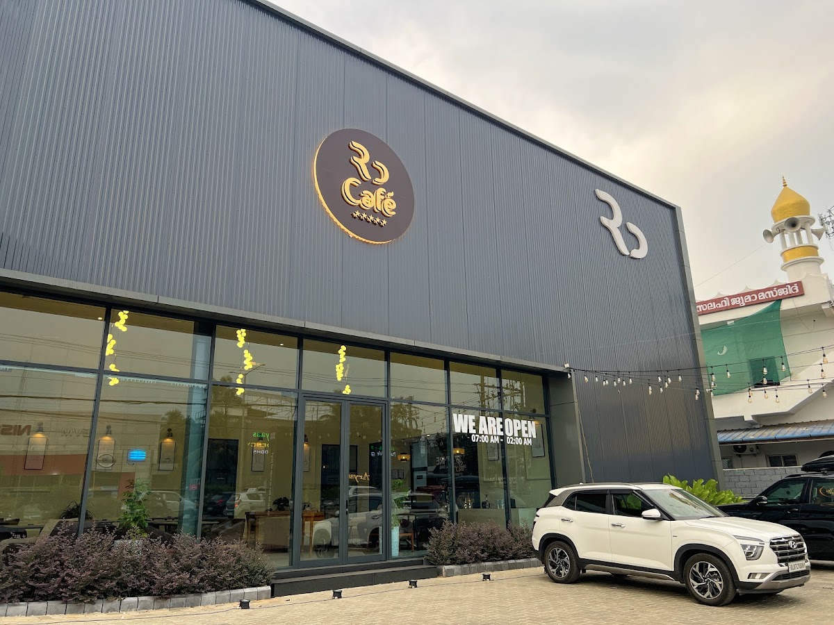 RD Cafe (Royal Drive Cafe)
