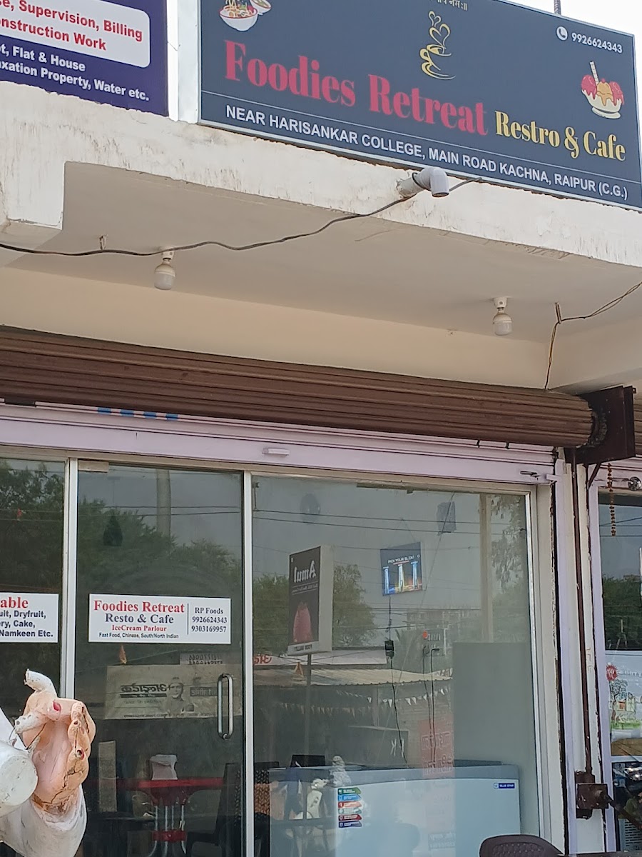 Foodies Retreat - Restro & Cafe