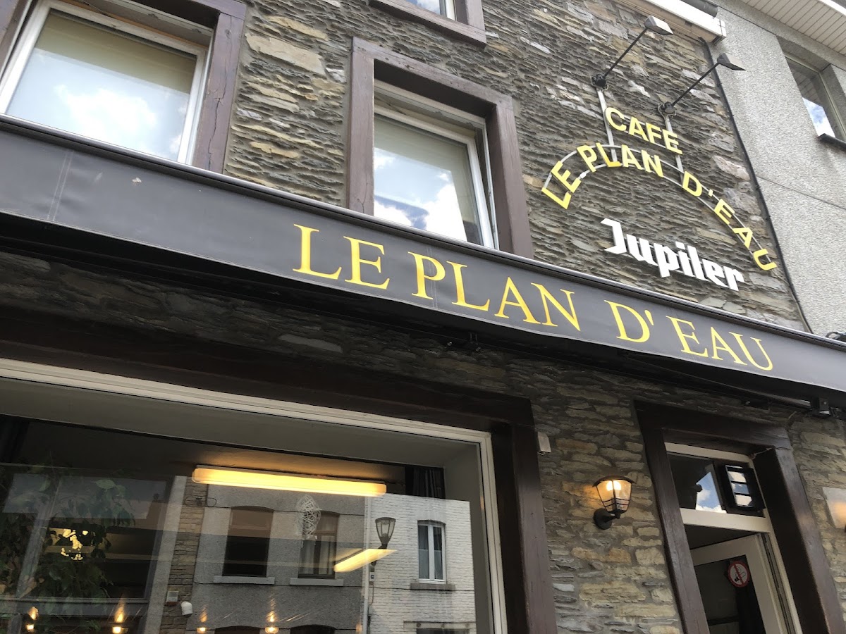 Cafe Le Plan d'eau