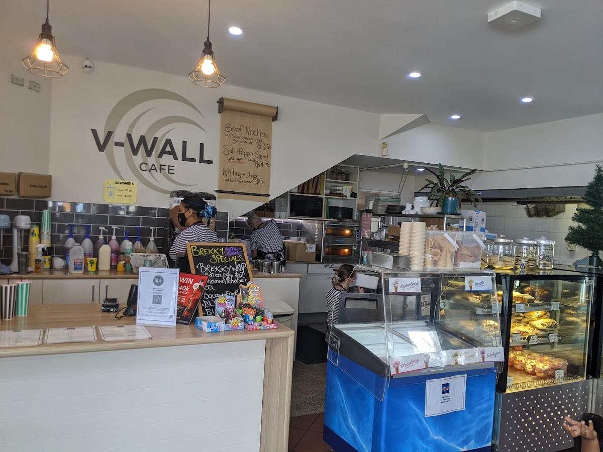 V-Wall Cafe