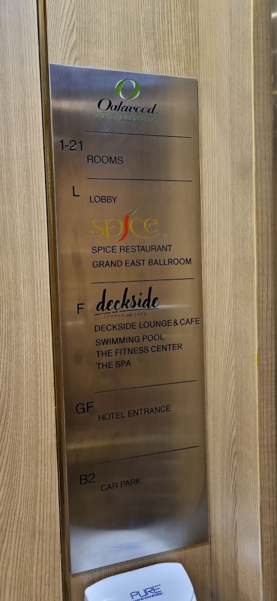 Deckside Lounge & Cafe - 2