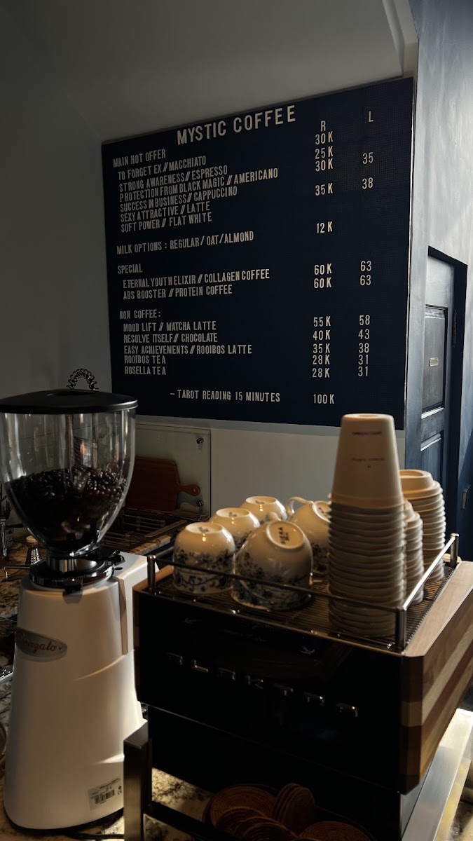 Mystic Coffee & Saint Bar - 2