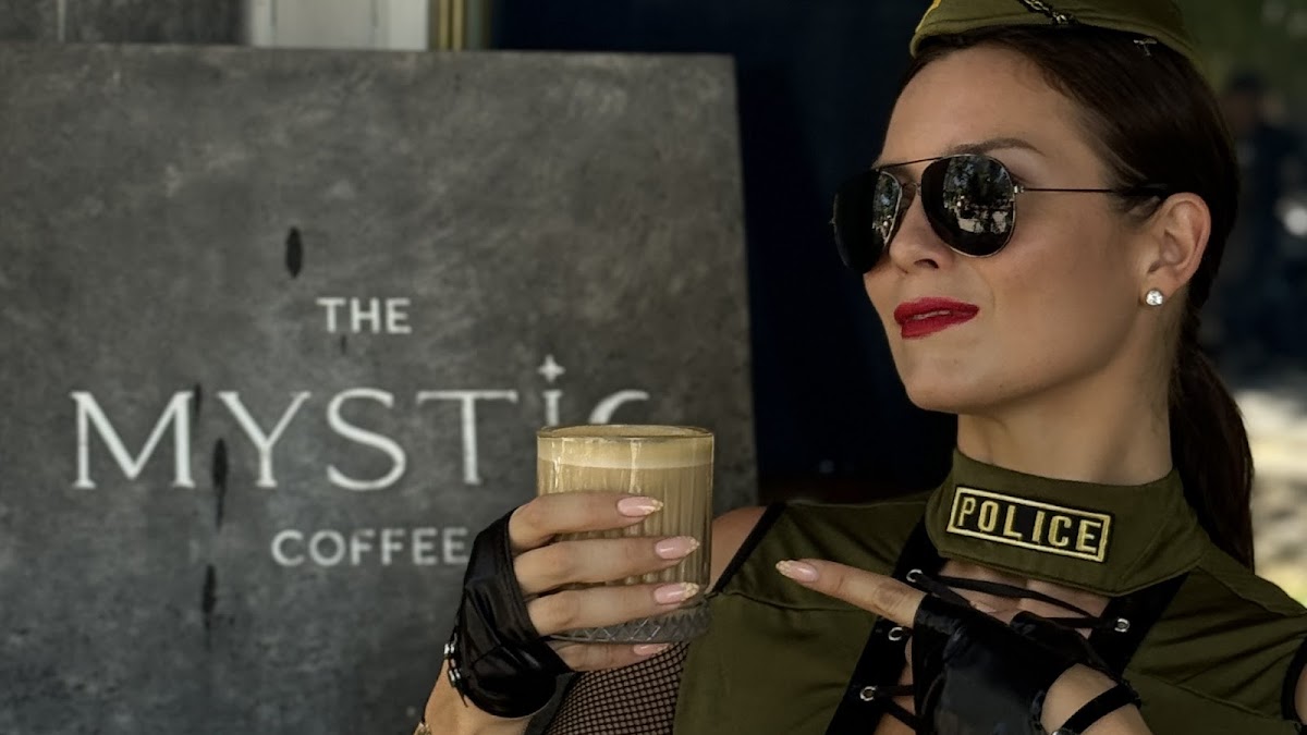 Mystic Coffee & Saint Bar - 4