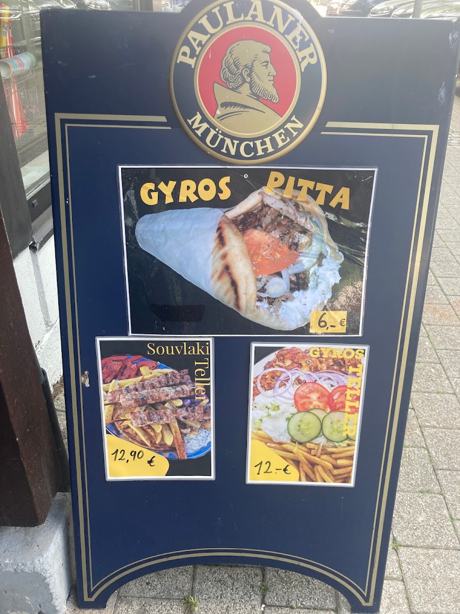 Escape - Cafe Bistro Lounge - 6