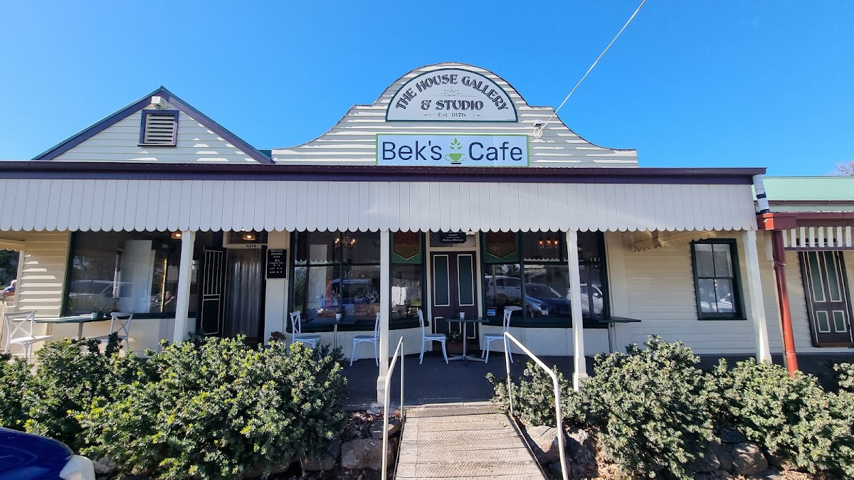 Bek's Cafe, Redesdale