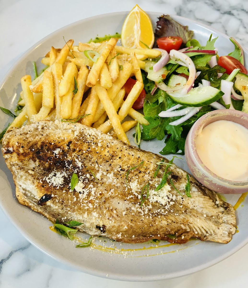 Latte’s & Cake Crumbs Cafe - 3