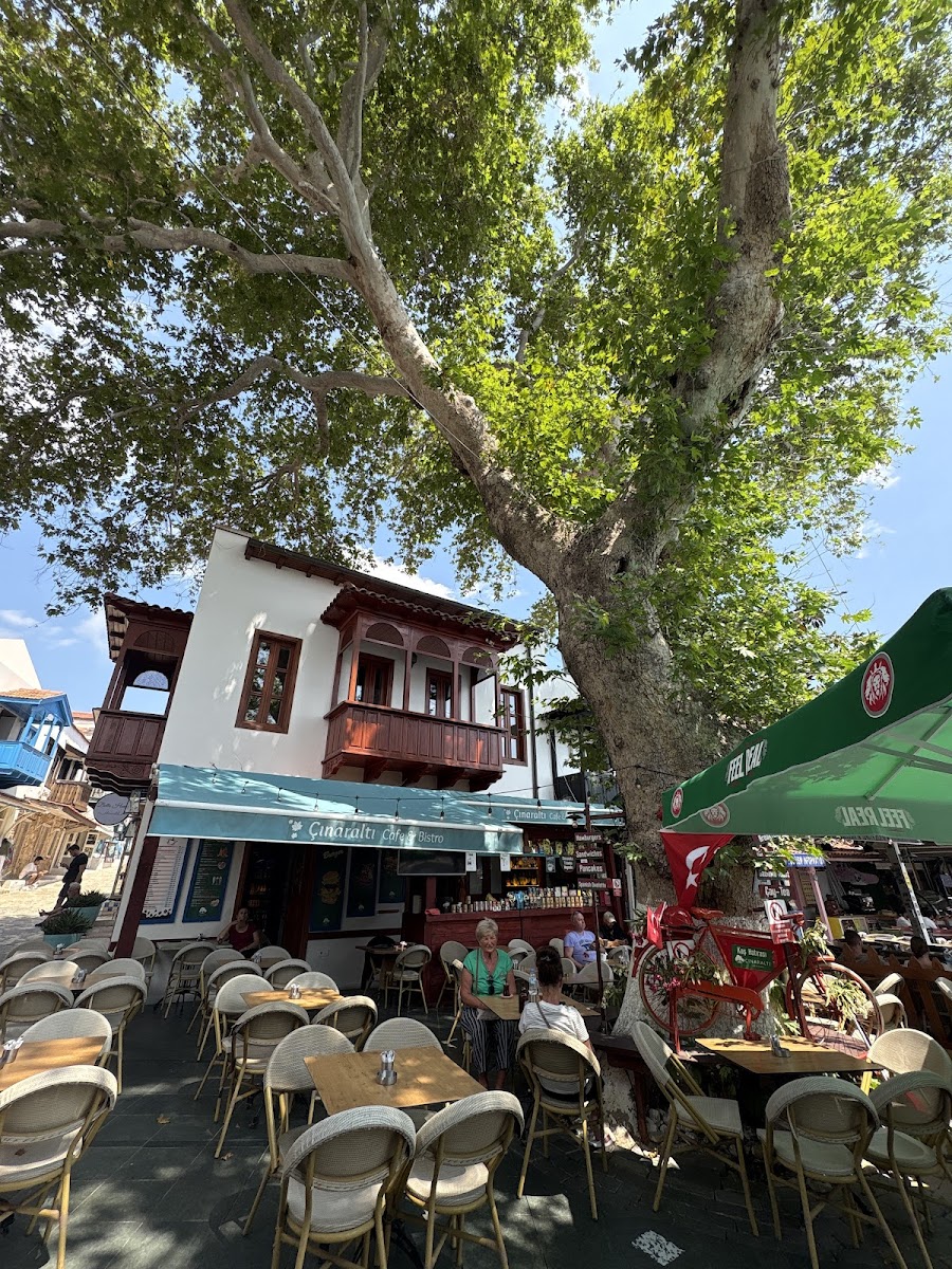 Çınaraltı Cafe & Bistro