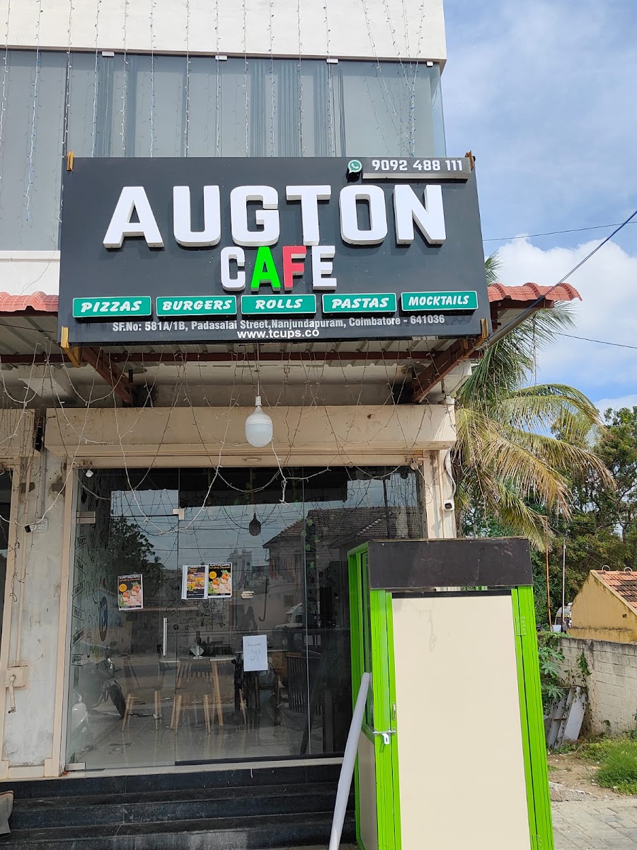 AUGTON CAFE