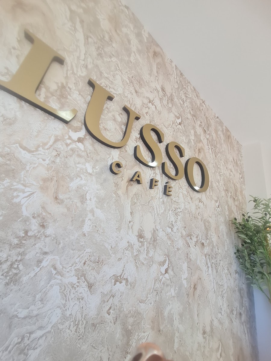 Lusso cafe - 5