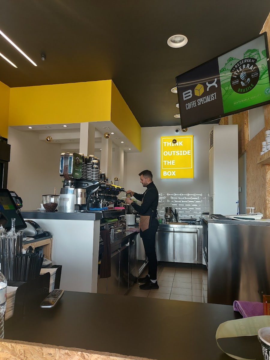 Box Coffee Specialist