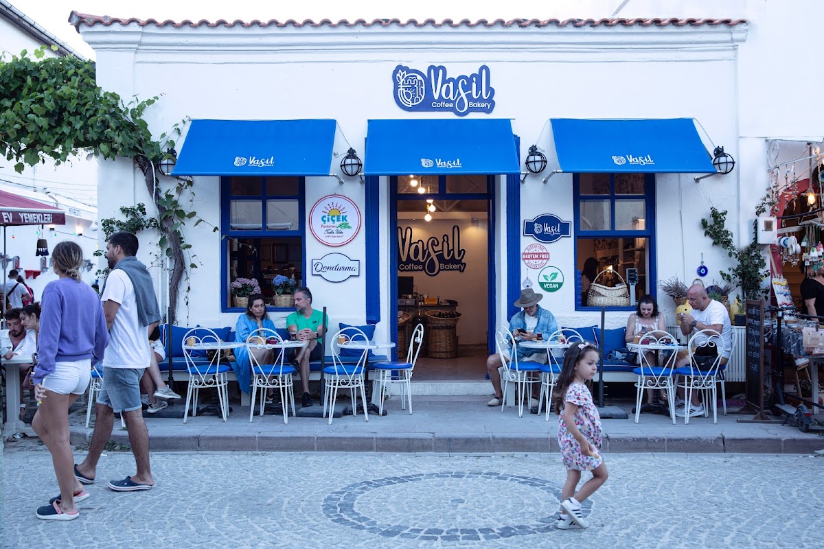 Bozcaada Vasil Coffee&Bakery