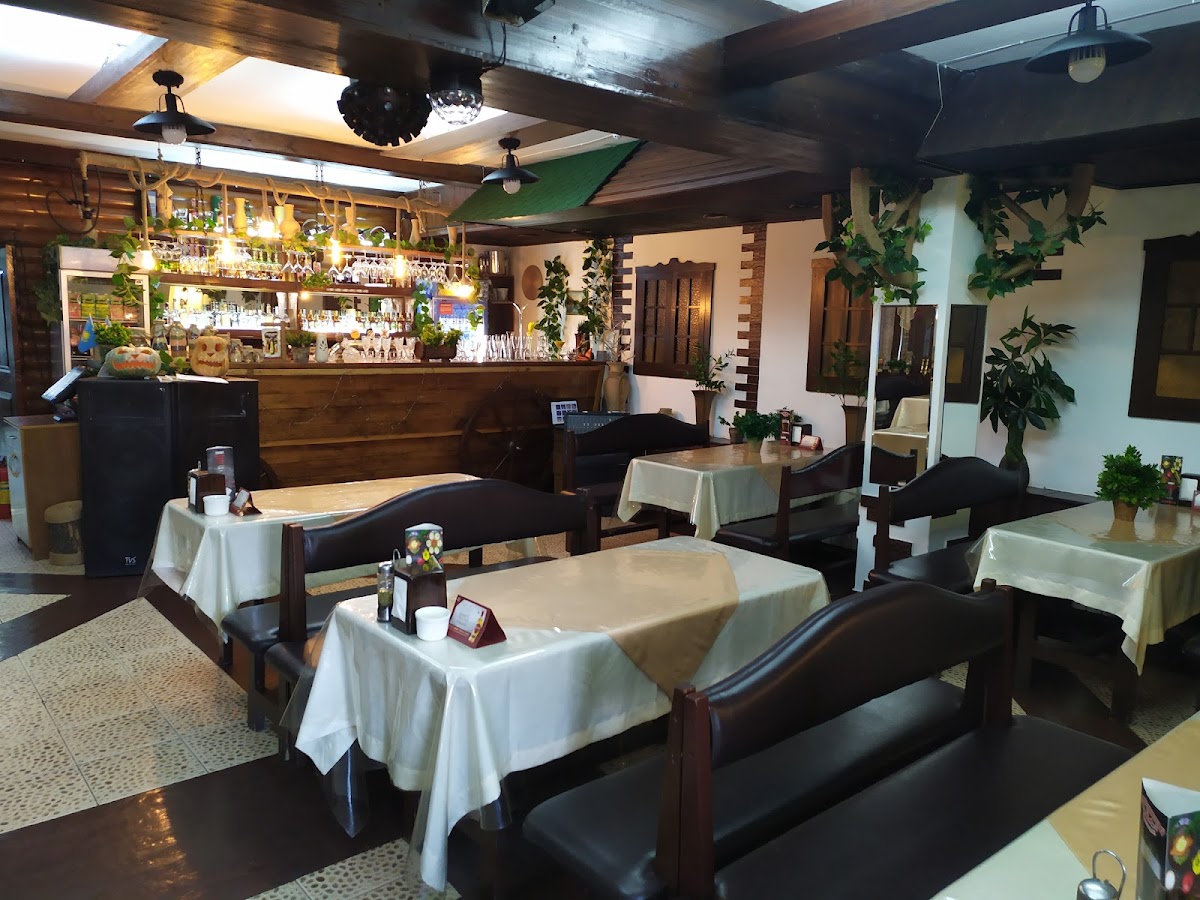 Banket-Kholl 'Vernenskiy'