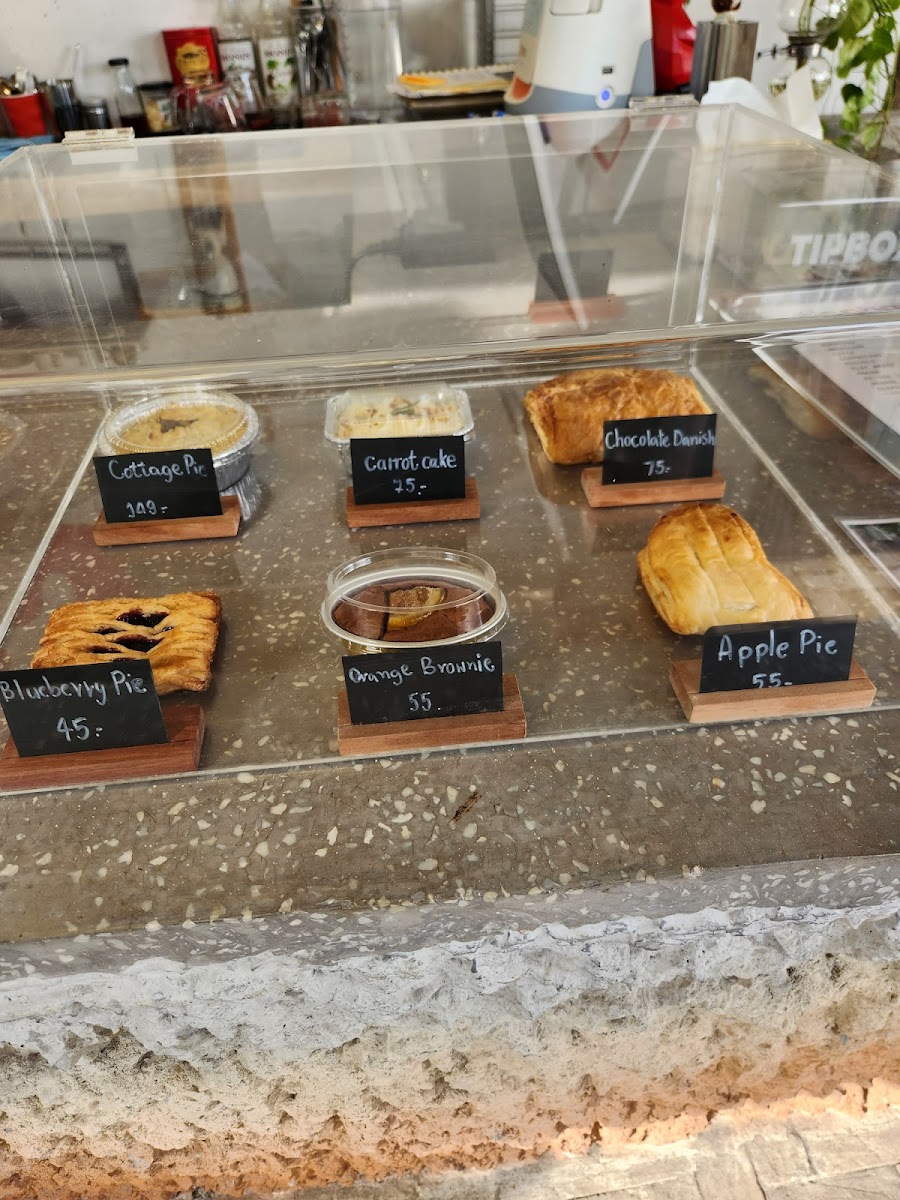 Elephant in the room - 10